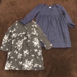 ❤️SALE 4 for $20❤️ 2 Old Navy Long Sleeve Dresses